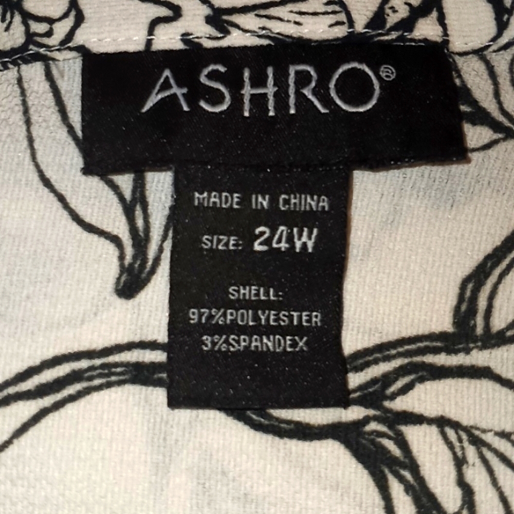 ASHRO Ruffled Floral Blouse - Picture 13 of 15